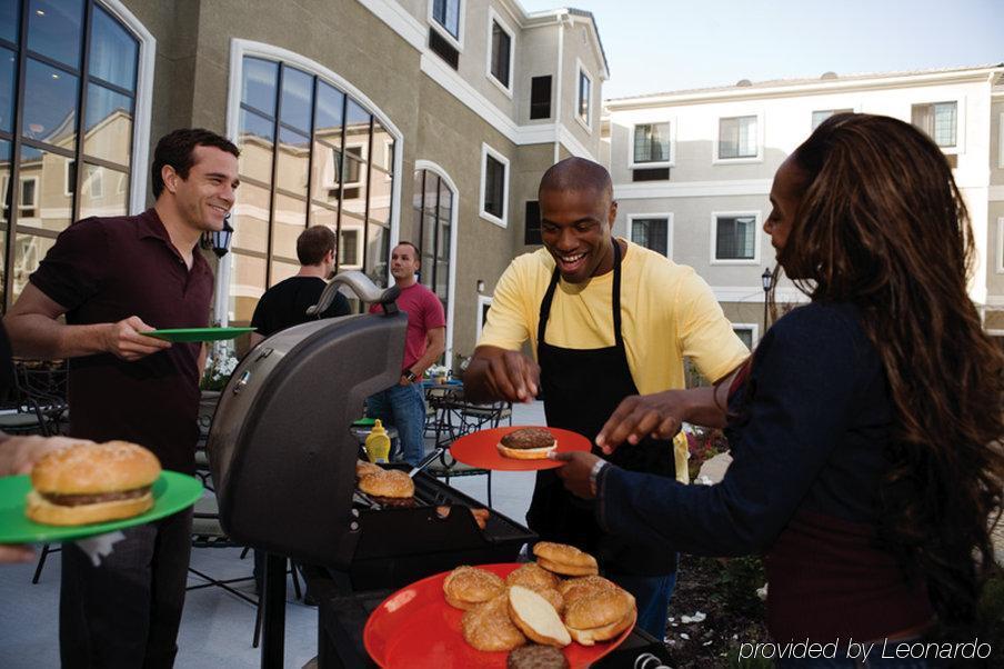 Staybridge Suites Oklahoma City By Ihg Ресторан фото